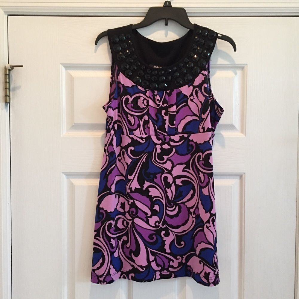 Style  & Co Halter Beaded Neckline Top Size Medium